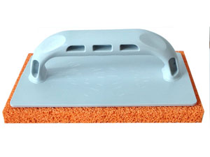 [36269] FRATTAZZO IN GOMMA MANICO IN PLASTICA COL.ARANCIO CM.14X22